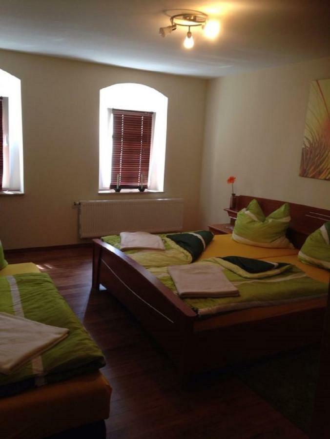 Im Ballhaus Neuhilbersdorf Chemnitz Extérieur photo